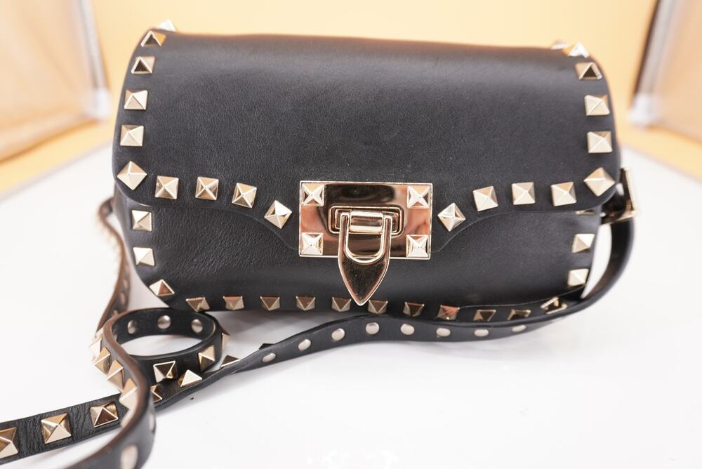 Valentino Garavani Rockstud Small Flap Shoulder Crossbody Bag $2100 Used Black